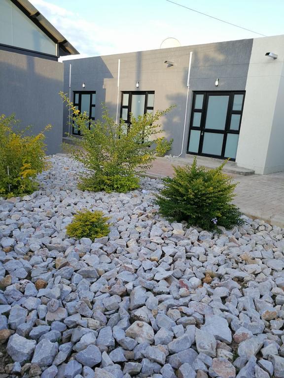 Tsumeb Guesthouse Kamho Luaran gambar