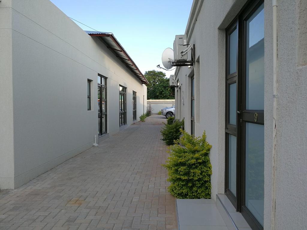 Tsumeb Guesthouse Kamho Luaran gambar