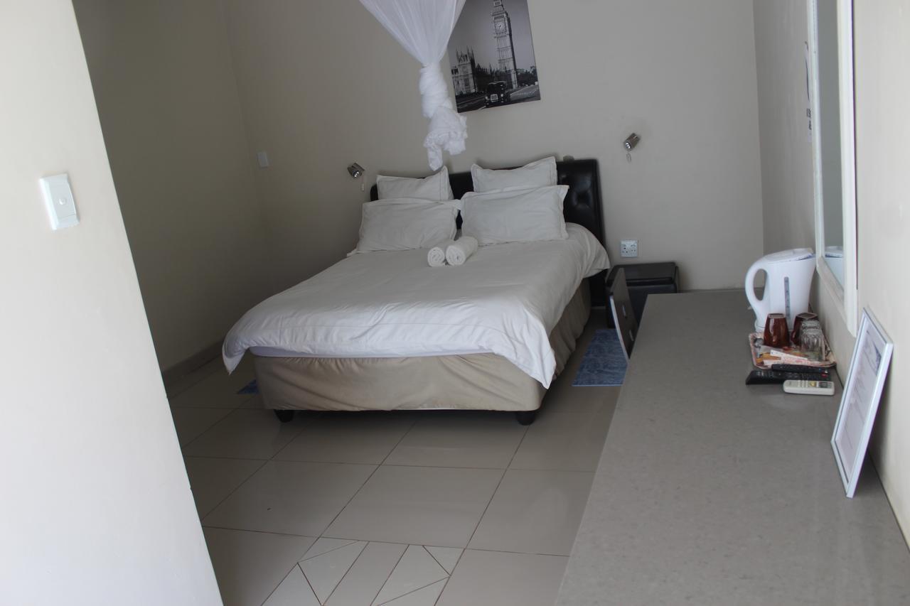 Tsumeb Guesthouse Kamho Luaran gambar